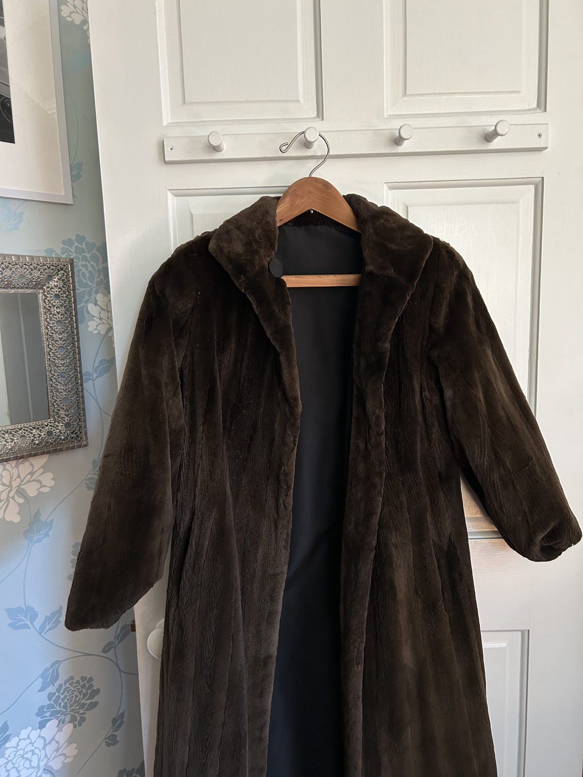 Fully Reversible Sheared Mink-Lined Trench Coat, image 3
